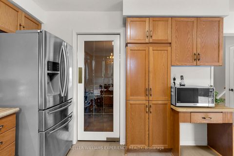 Photo 4 at 2 Heritage Road, Cookstown, Innisfil