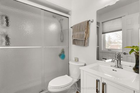 Photo 12 at 2 Heritage Road, Cookstown, Innisfil