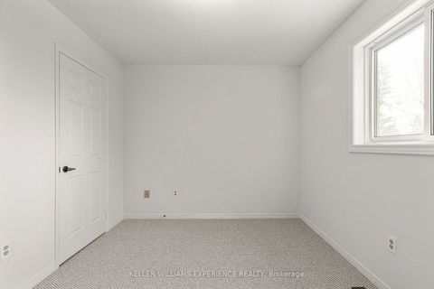 Photo 15 at 2 Heritage Road, Cookstown, Innisfil