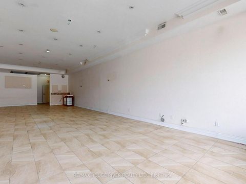 Photo 10 at 1556 Avenue Road, Nortown, Toronto