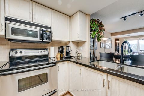 Photo 4 at LC7 - 18 Concorde Place, Don Mills, Toronto