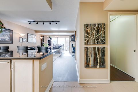 Photo 7 at LC7 - 18 Concorde Place, Don Mills, Toronto