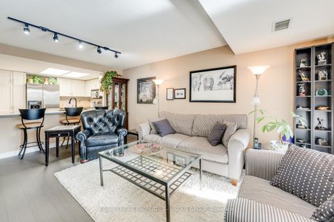 Photo 13 at LC7 - 18 Concorde Place, Don Mills, Toronto