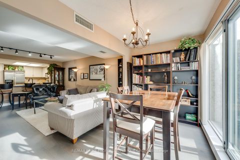 Photo 17 at LC7 - 18 Concorde Place, Don Mills, Toronto