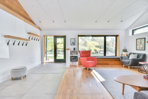 Photo 4 at 20 Weldon Street, Codrington, Barrie