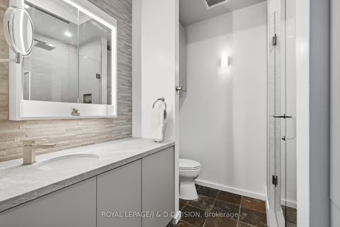 Photo 22 at 610 - 160 Baldwin Street, Chinatown, Toronto