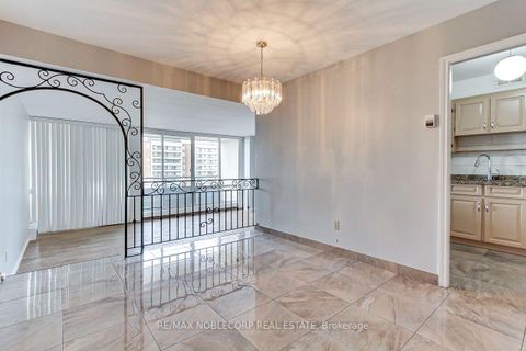 Photo 6 at 810 - 19 Four Winds Drive, York University Heights, Toronto