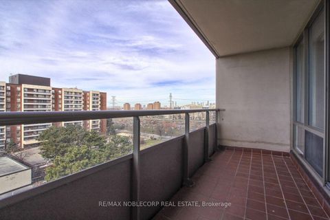 Photo 12 at 810 - 19 Four Winds Drive, York University Heights, Toronto