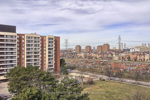 Photo 14 at 810 - 19 Four Winds Drive, York University Heights, Toronto