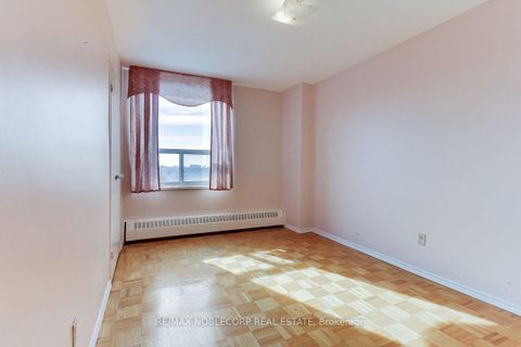 Photo 23 at 810 - 19 Four Winds Drive, York University Heights, Toronto