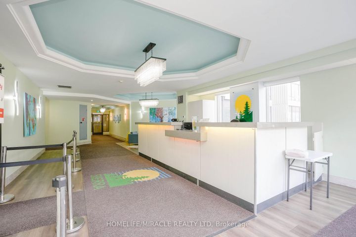 Photo 16 at 1705 - 26 Hanover Road, Queen Street Corridor, Brampton