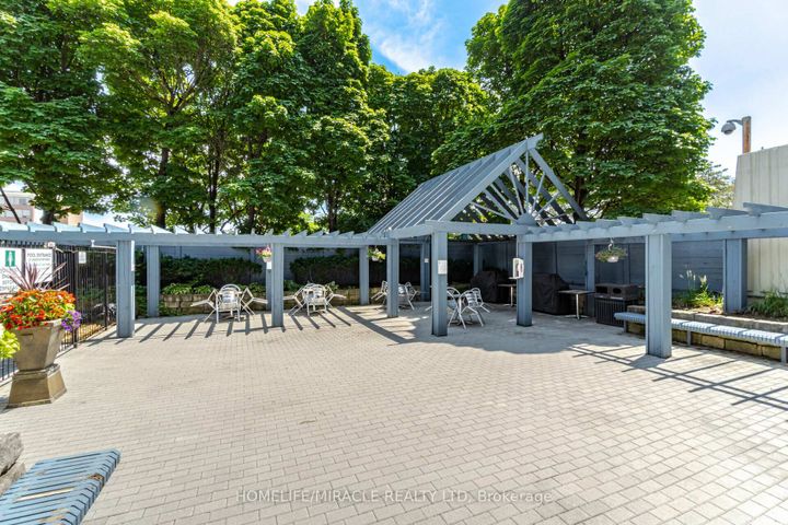 Photo 26 at 1705 - 26 Hanover Road, Queen Street Corridor, Brampton