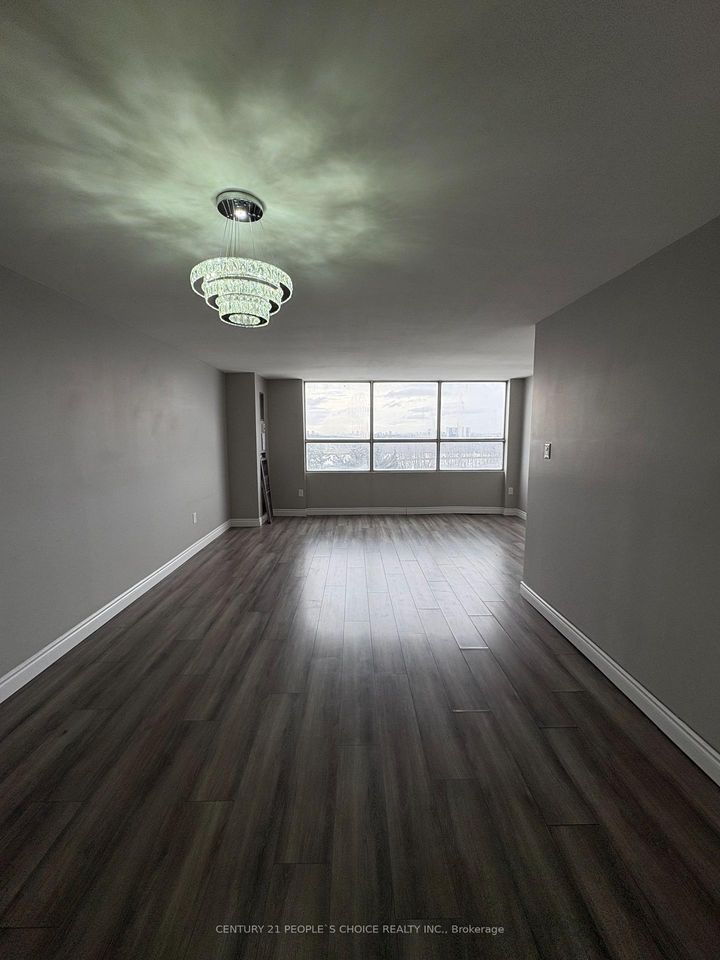 Photo 8 at 910 - 40 Panorama Court, Jamestown, Toronto