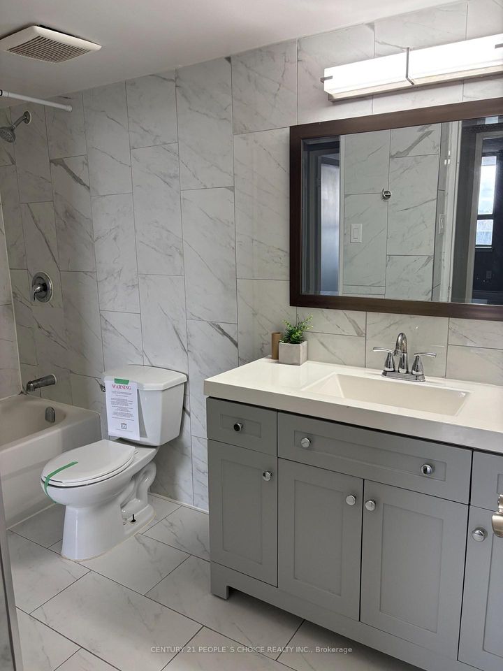 Photo 12 at 910 - 40 Panorama Court, Jamestown, Toronto