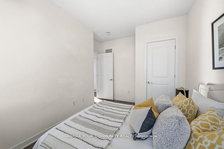 Photo 19 at 7 Howick Lane, South Richvale, Richmond Hill