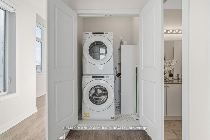 Photo 24 at 7 Howick Lane, South Richvale, Richmond Hill