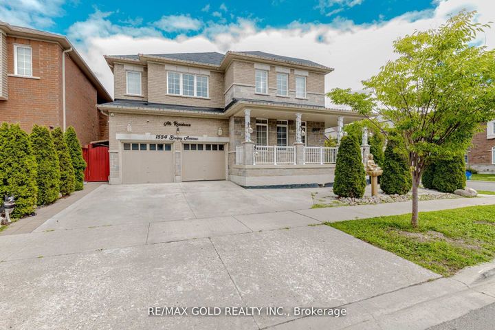 Photo 1 at 1554 Bruny Avenue, Duffin Heights, Pickering
