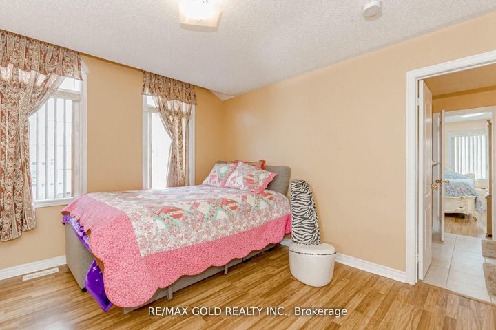 Photo 26 at 1554 Bruny Avenue, Duffin Heights, Pickering