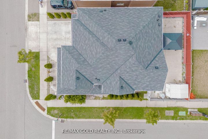 Photo 44 at 1554 Bruny Avenue, Duffin Heights, Pickering