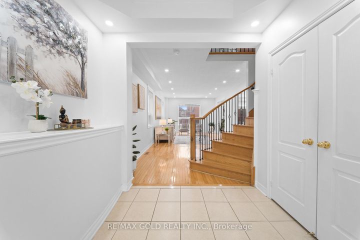 Photo 4 at 36 Ocean Ridge Drive E, Wellington, Brampton