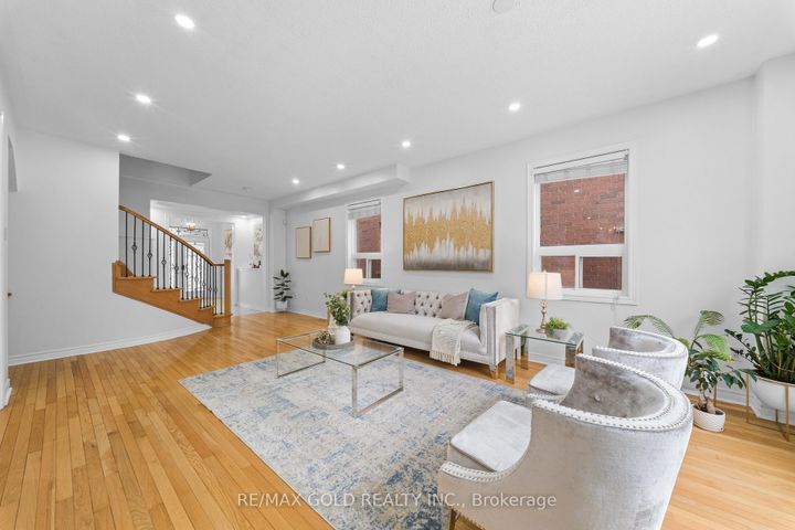 Photo 7 at 36 Ocean Ridge Drive E, Wellington, Brampton