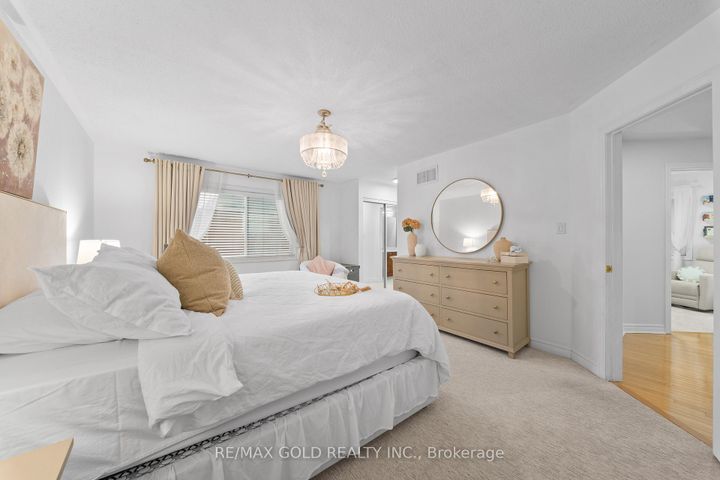 Photo 20 at 36 Ocean Ridge Drive E, Wellington, Brampton