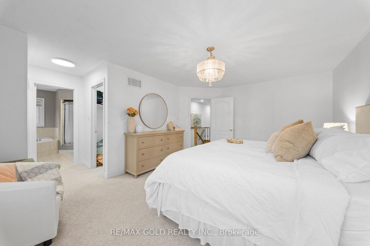 Photo 21 at 36 Ocean Ridge Drive E, Wellington, Brampton