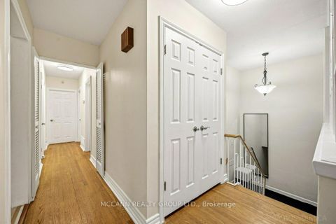 Photo 5 at 121 Wincott Drive, The Westway, Toronto