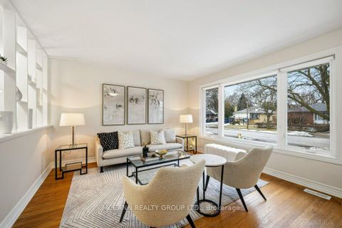 Photo 7 at 121 Wincott Drive, The Westway, Toronto