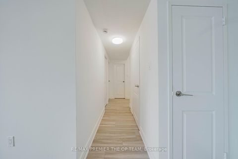 Photo 9 at 212 - 70 Old Sheppard Avenue, Pleasant View, Toronto