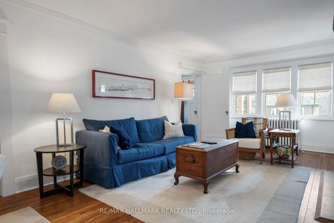 Photo 9 at Upper - 28 Glen Manor Drive, The Beaches, Toronto