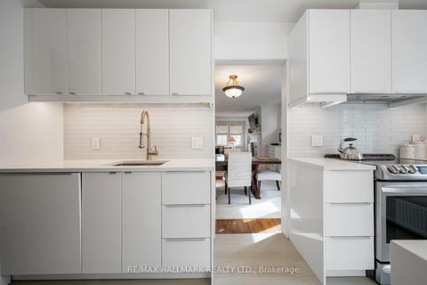 Photo 15 at Upper - 28 Glen Manor Drive, The Beaches, Toronto