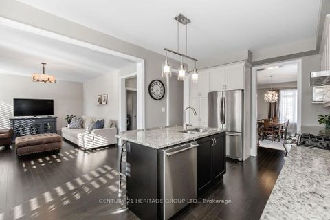 Photo 10 at 25 Copeland Crescent, Cookstown, Innisfil