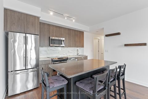 Photo 7 at 1009 - 50 Bruyeres Mews, Niagara, Toronto