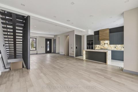 Photo 4 at 1002 Spadina Road, Forest Hill North, Toronto