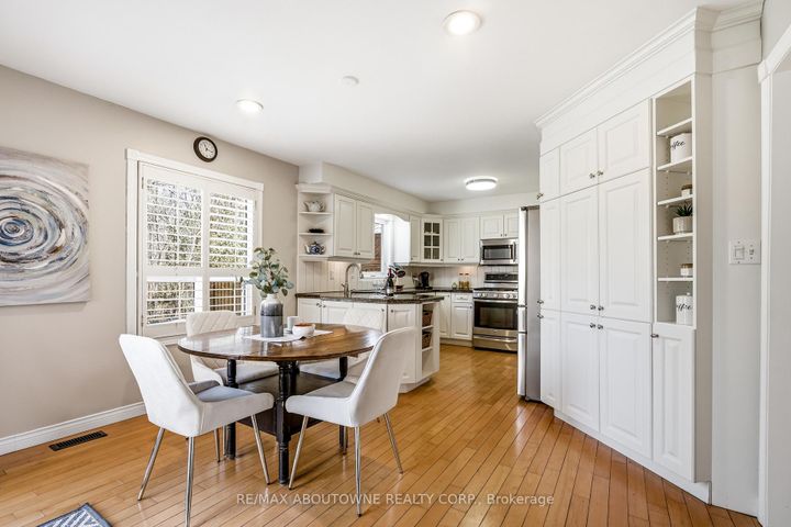 Photo 15 at 1323 Blackburn Drive, GA Glen Abbey, Oakville