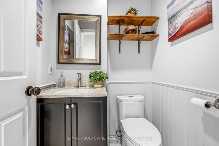 Photo 23 at 1323 Blackburn Drive, GA Glen Abbey, Oakville