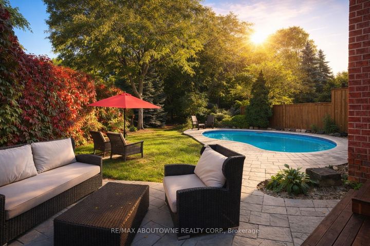 Photo 48 at 1323 Blackburn Drive, GA Glen Abbey, Oakville