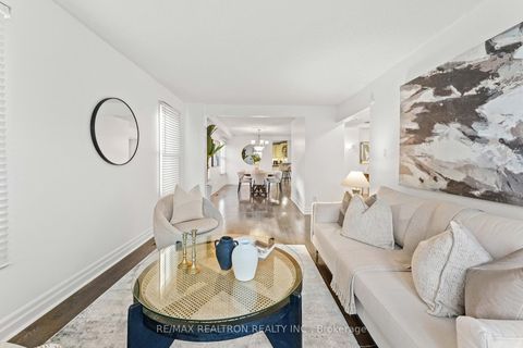 Photo 4 at 271 Rose Green Drive, Uplands, Vaughan