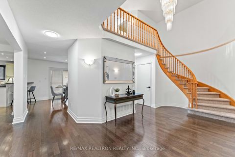 Photo 7 at 271 Rose Green Drive, Uplands, Vaughan