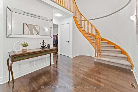 Photo 18 at 271 Rose Green Drive, Uplands, Vaughan