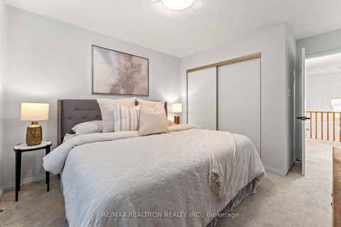 Photo 22 at 271 Rose Green Drive, Uplands, Vaughan