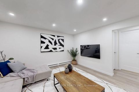 Photo 24 at 160 - 120 Nonquon Road, Centennial, Oshawa