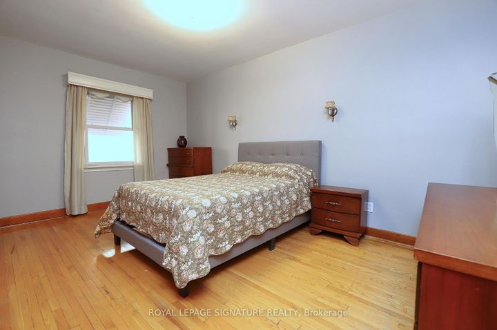 Photo 10 at 56 Wendell Avenue, Pelmo Park W4, Toronto