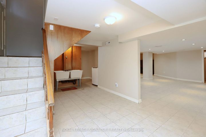 Photo 15 at 56 Wendell Avenue, Pelmo Park W4, Toronto