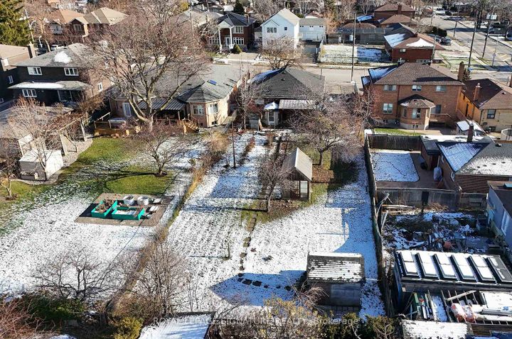 Photo 22 at 56 Wendell Avenue, Pelmo Park W4, Toronto