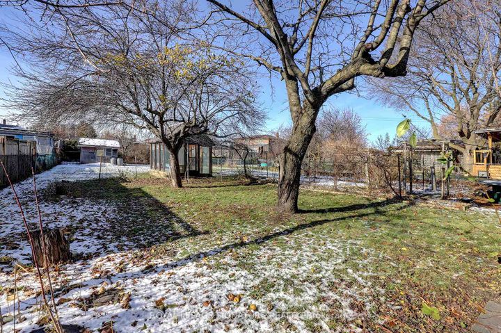 Photo 24 at 56 Wendell Avenue, Pelmo Park W4, Toronto