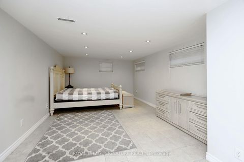 Photo 20 at 56 Wendell Avenue, Pelmo Park W4, Toronto