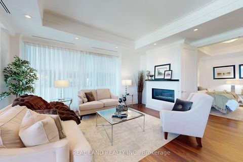 Photo 4 at 1001 - 206 Bloor Street W, Annex, Toronto