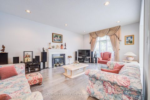 Photo 18 at 92 Springbrook Drive, Langstaff, Richmond Hill